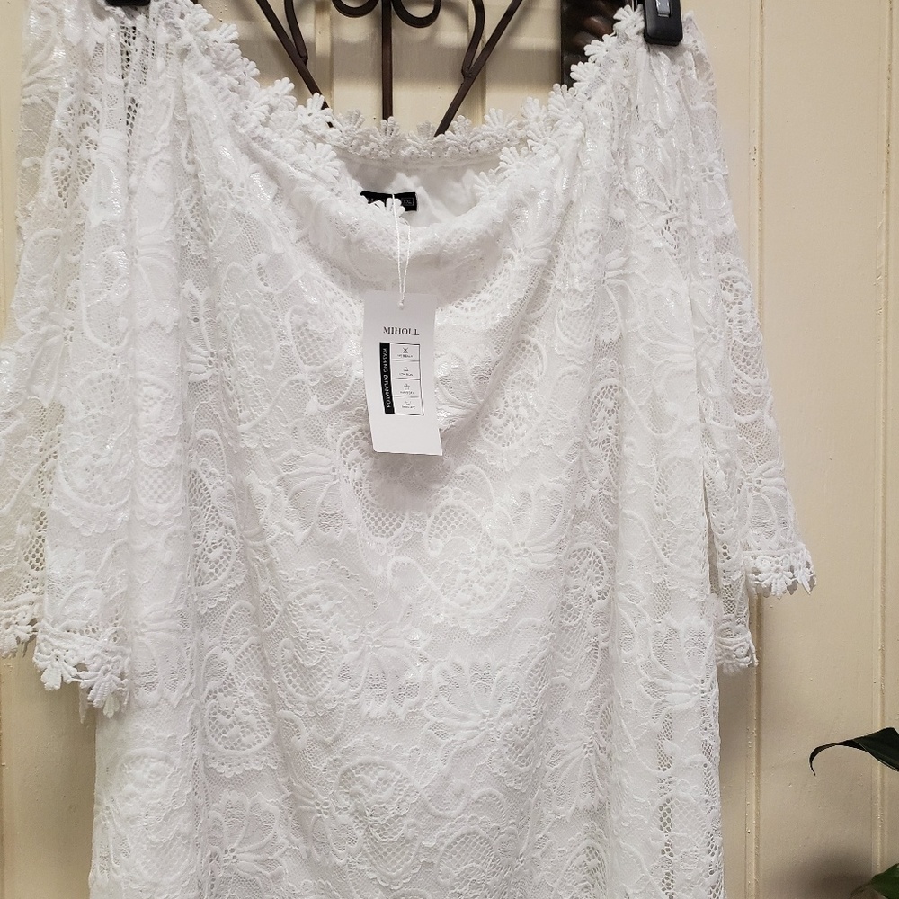 White off the shoulders dress